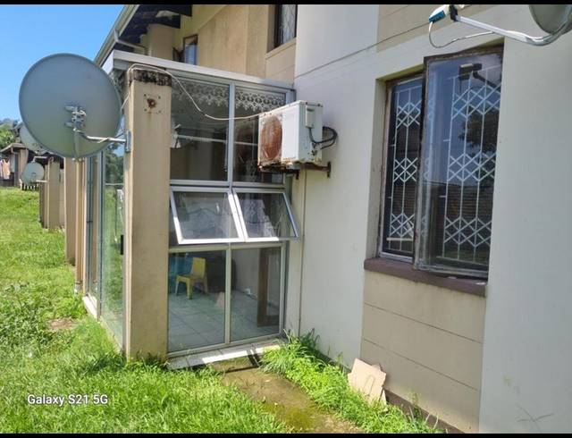 2 BEDROOM APARTMENT FOR SALE IN BELLAIR